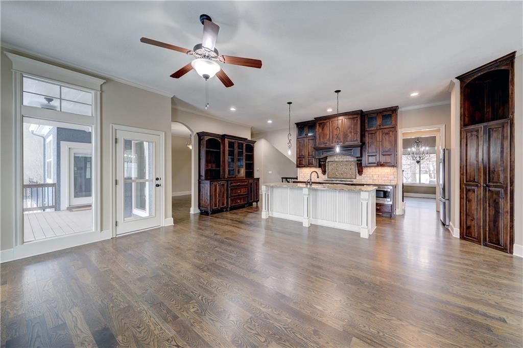 16524 Lucille Street — photo 4