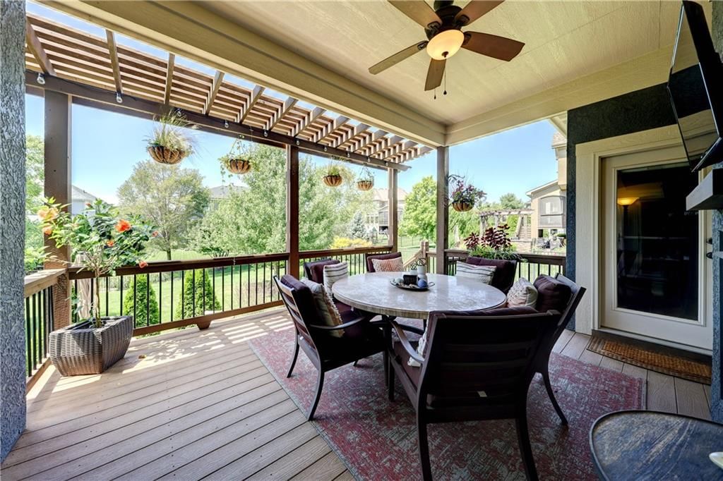 16524 Lucille Street — photo 17