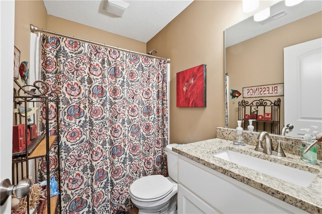 902 Highland Street — photo 17