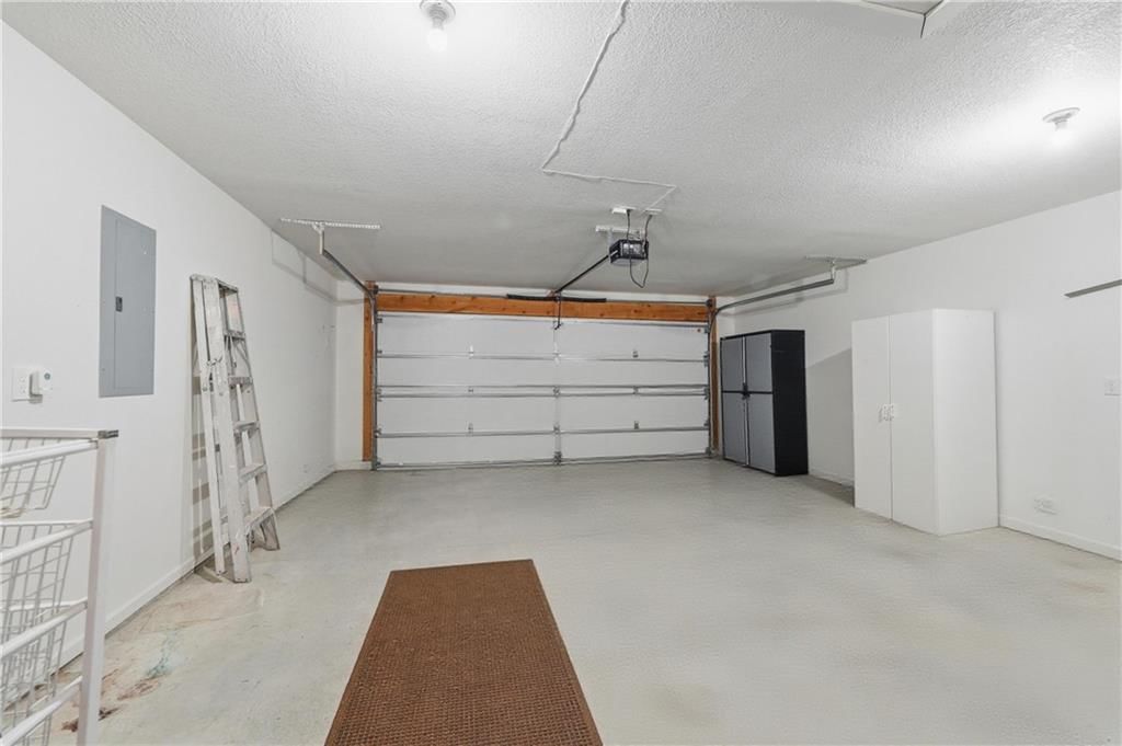 902 Highland Street — photo 22