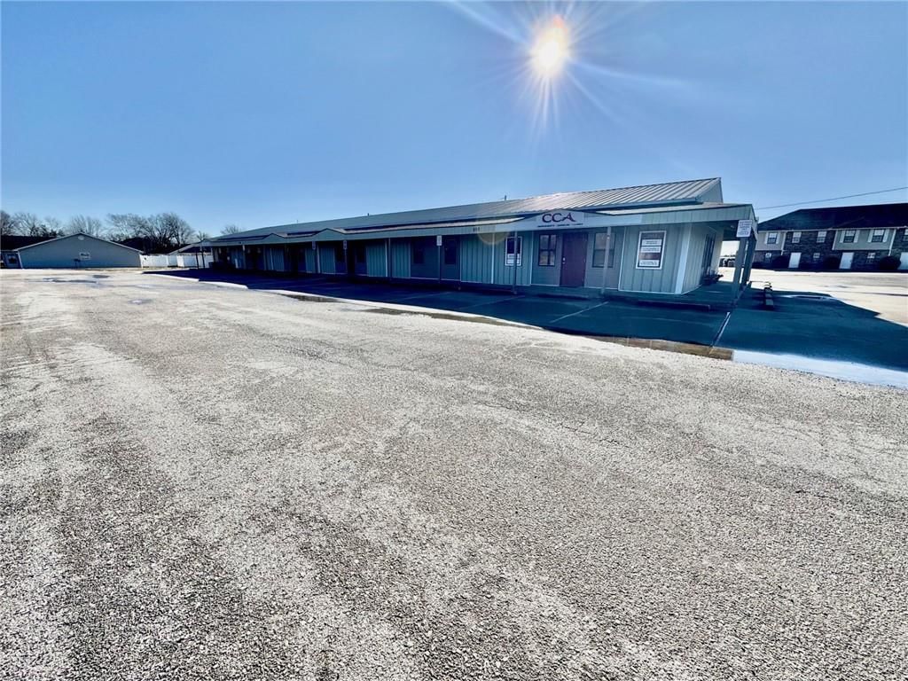 598 SE DD Highway — photo 2