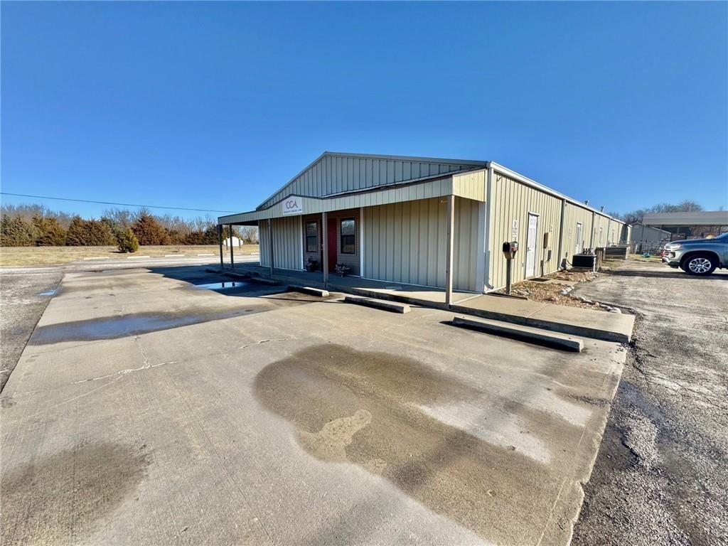 598 SE DD Highway — photo 6