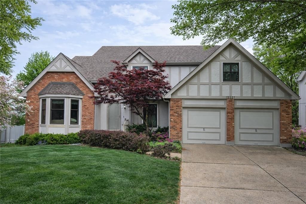 12221 Wedd Street, Overland Park, KS