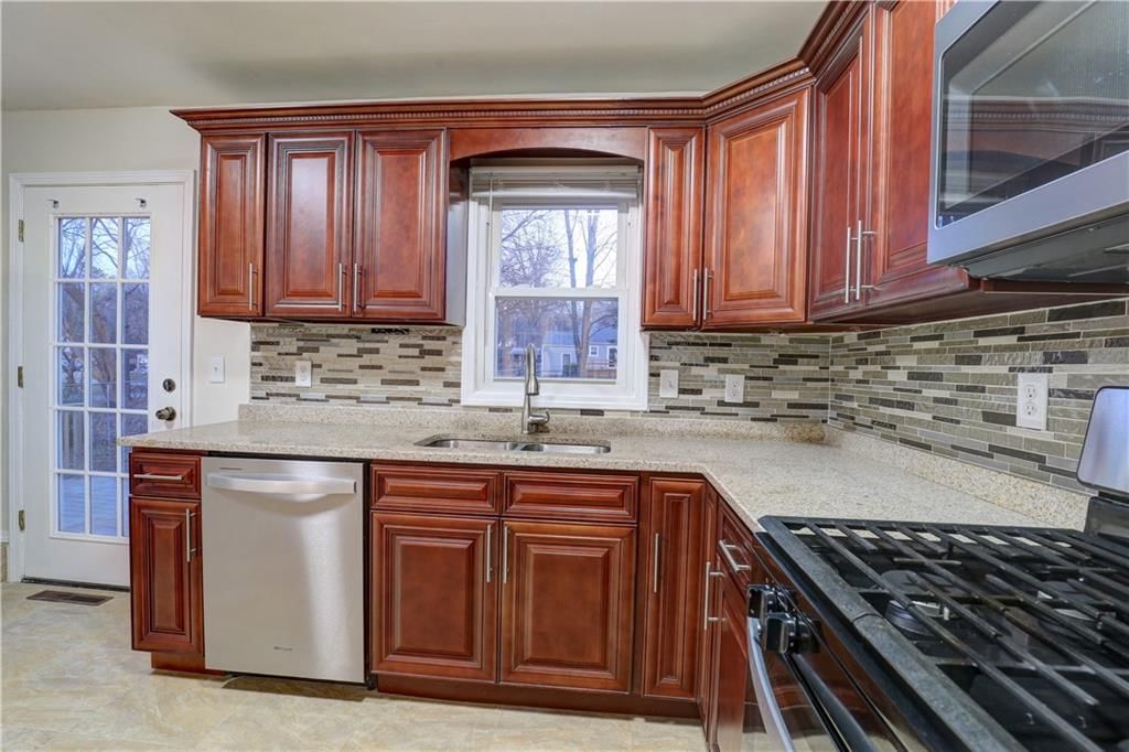 5517 Willow Avenue — photo 13