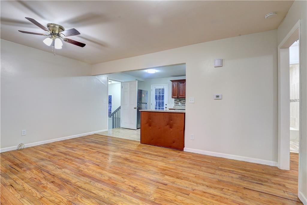 5517 Willow Avenue — photo 17