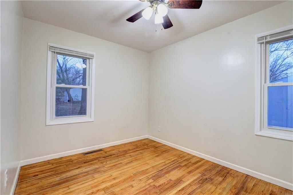 5517 Willow Avenue — photo 21