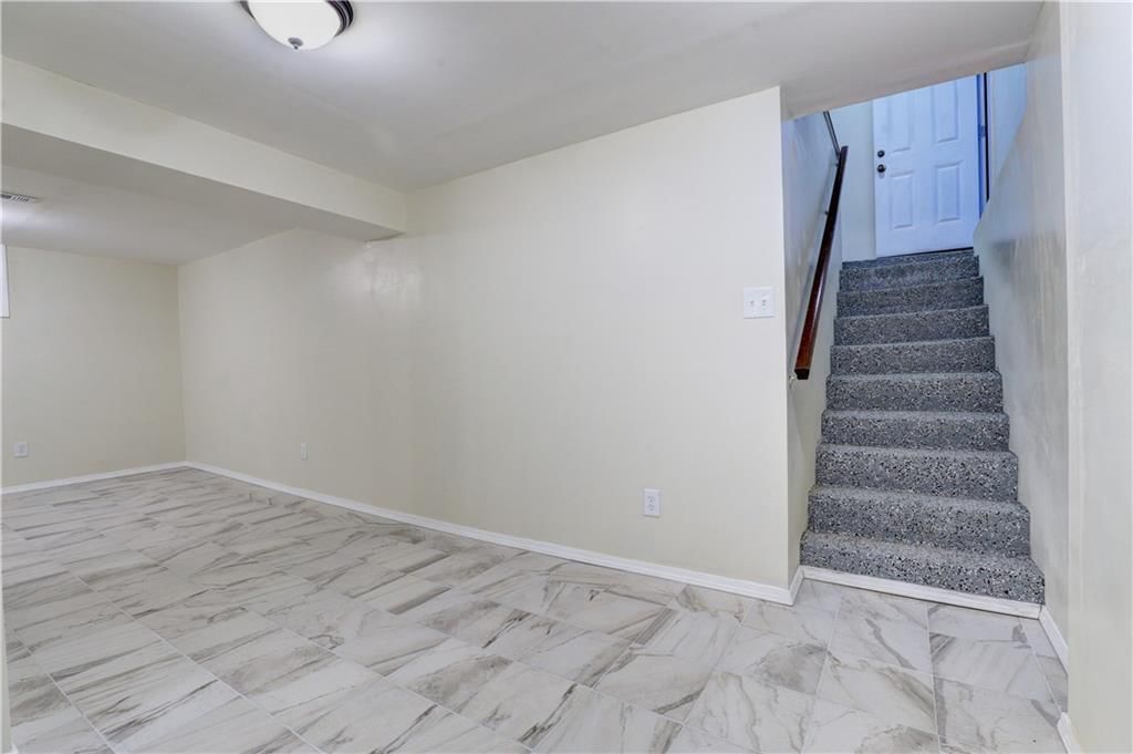 5517 Willow Avenue — photo 24