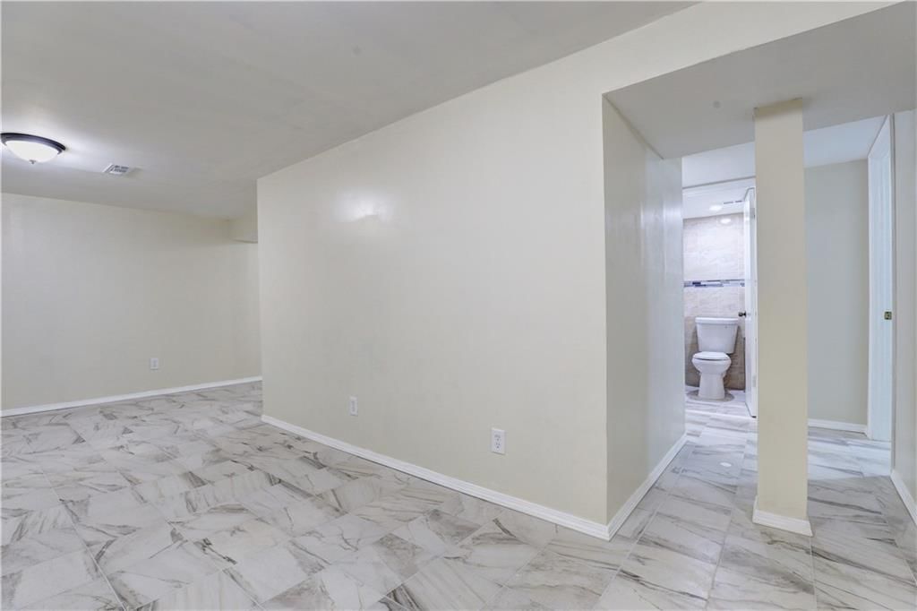 5517 Willow Avenue — photo 30