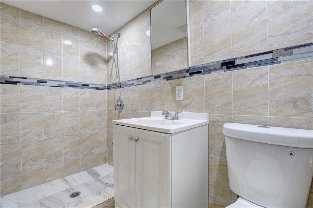5517 Willow Avenue — photo 32