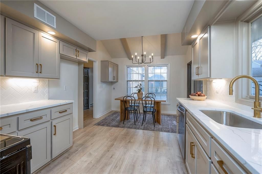 12891 Cambridge Court — photo 12