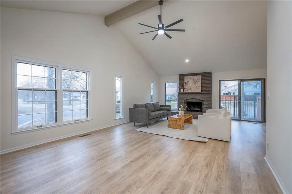 12891 Cambridge Court — photo 14