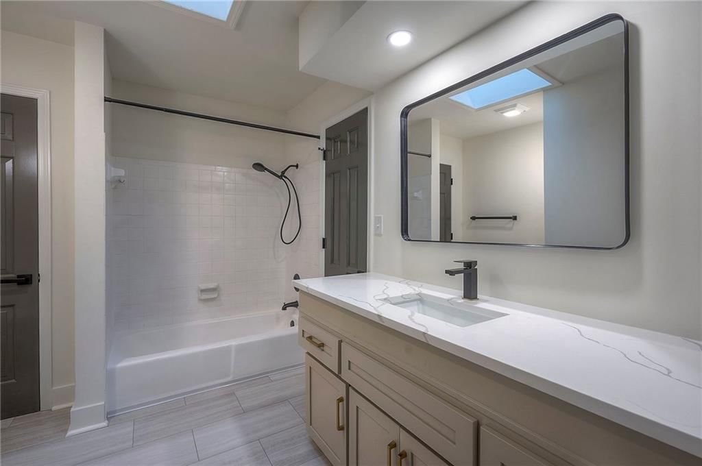 12891 Cambridge Court — photo 26