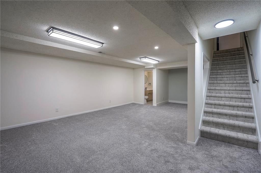 12891 Cambridge Court — photo 28