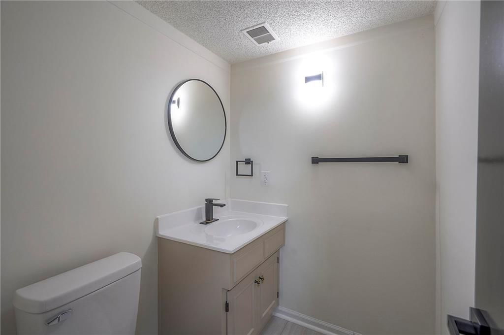 12891 Cambridge Court — photo 31
