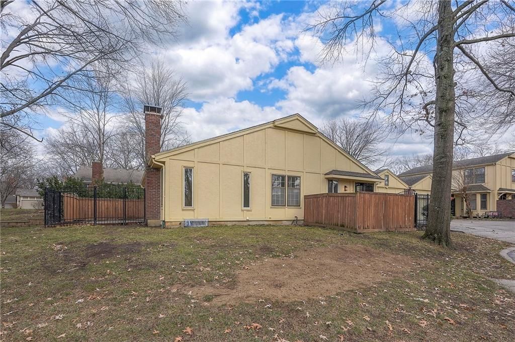 12891 Cambridge Court — photo 38