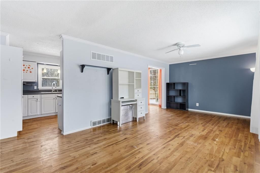 9900 OAKDELL Street — photo 2