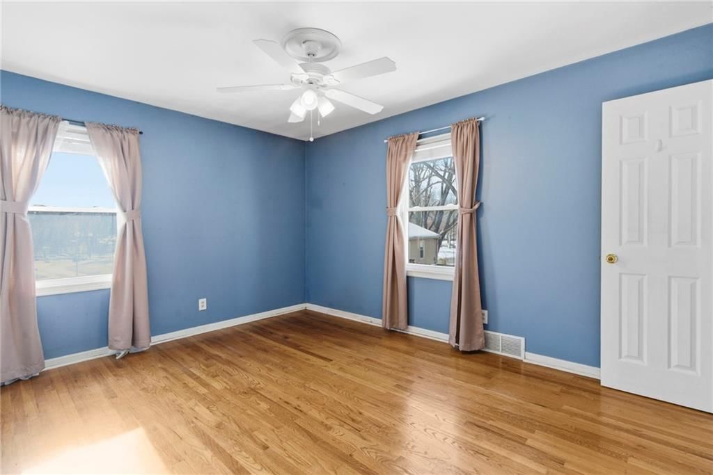9900 OAKDELL Street — photo 12