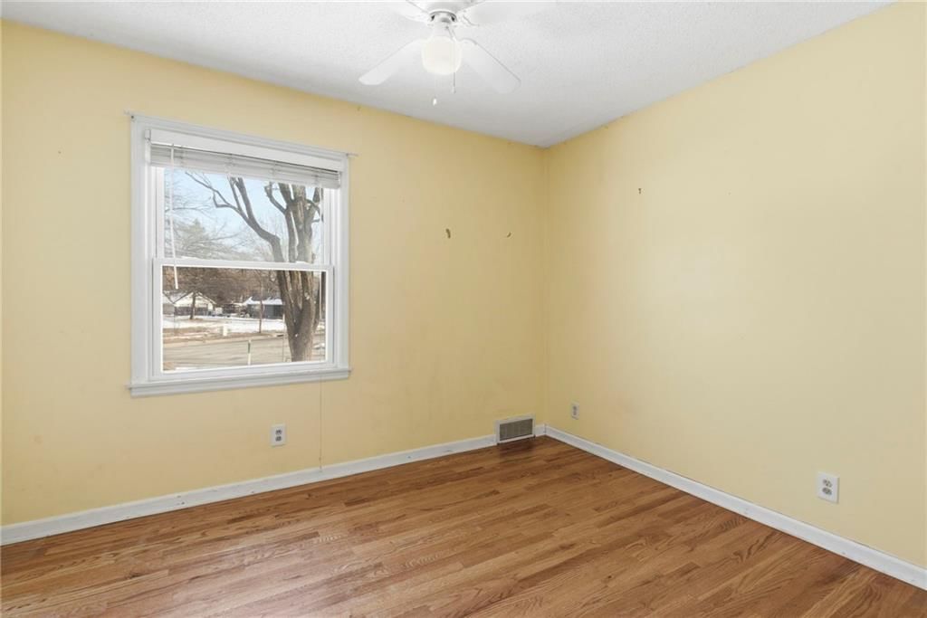 9900 OAKDELL Street — photo 15