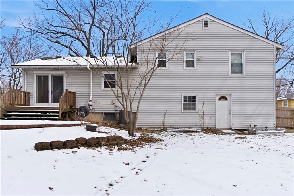 9900 OAKDELL Street — photo 23