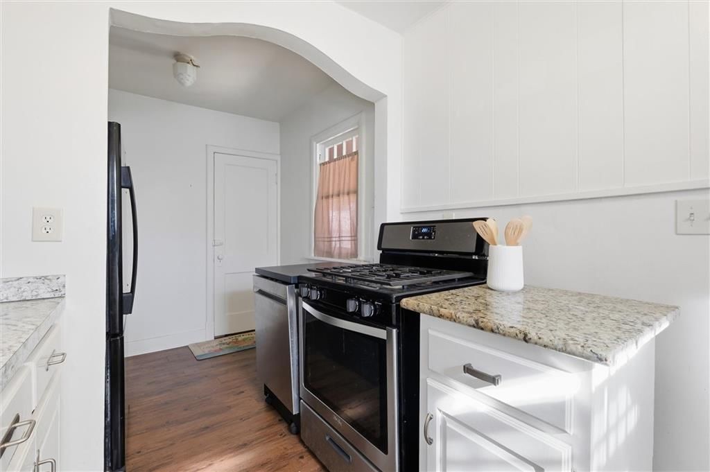 7821 Robinson Street — photo 16