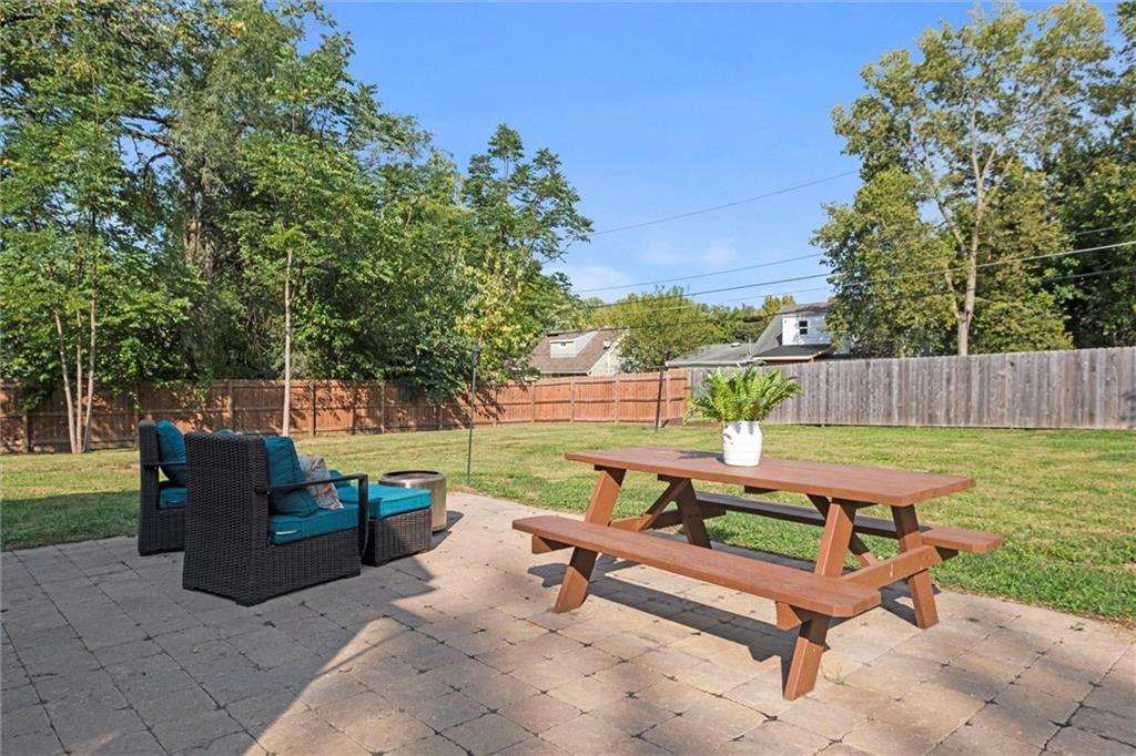 7821 Robinson Street — photo 29