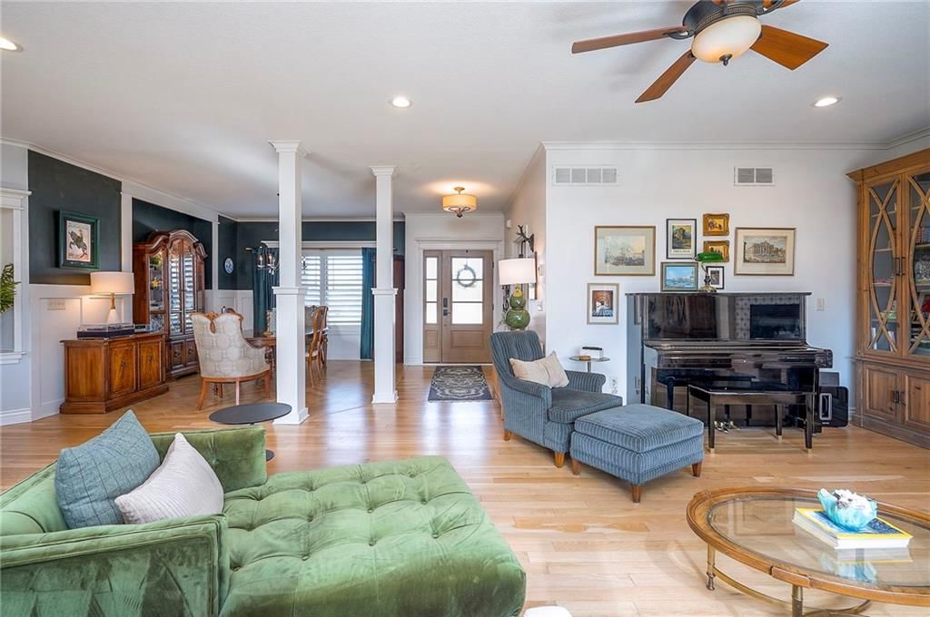 1201 Richards Circle — photo 18