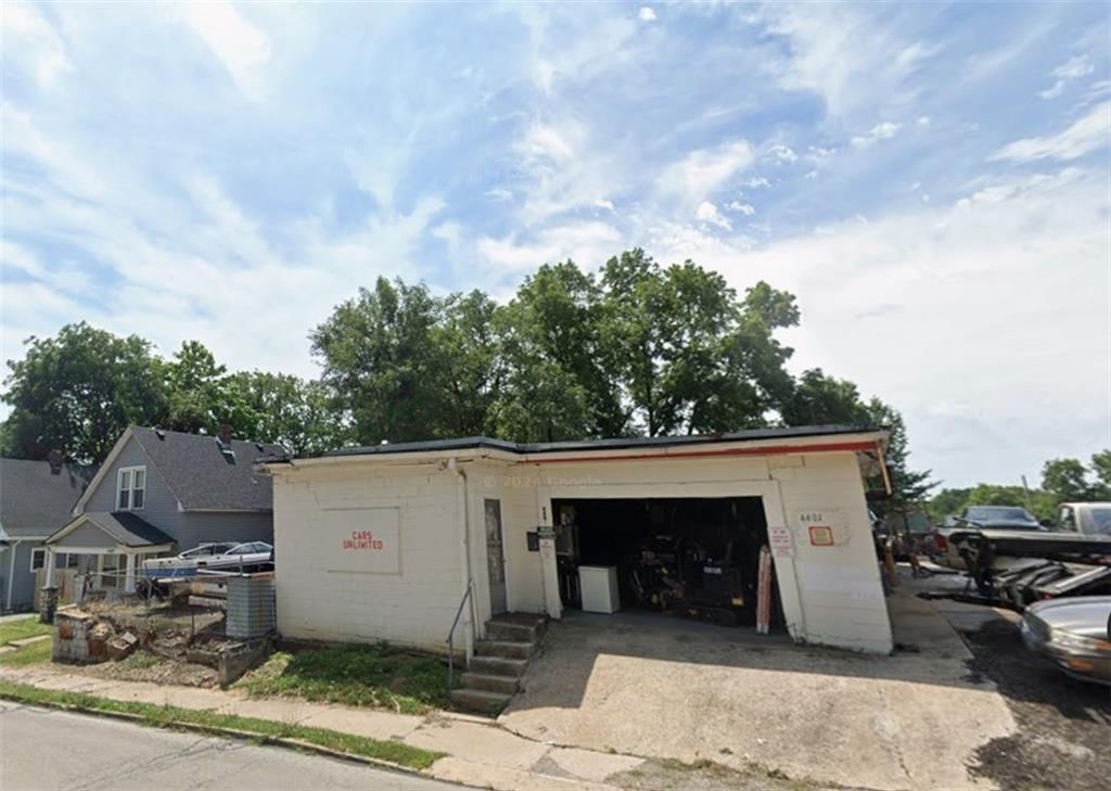 4401 E 27th Street — photo 3
