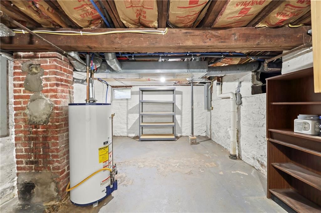 406 S Russell Street — photo 34