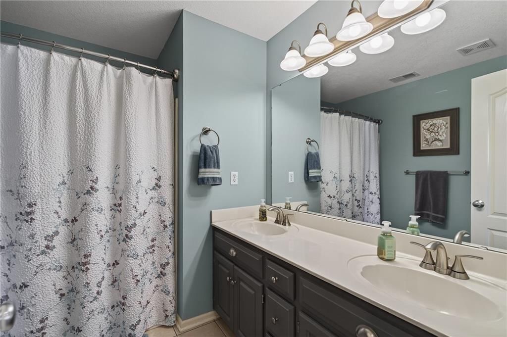 15230 Woodson Lane — photo 27