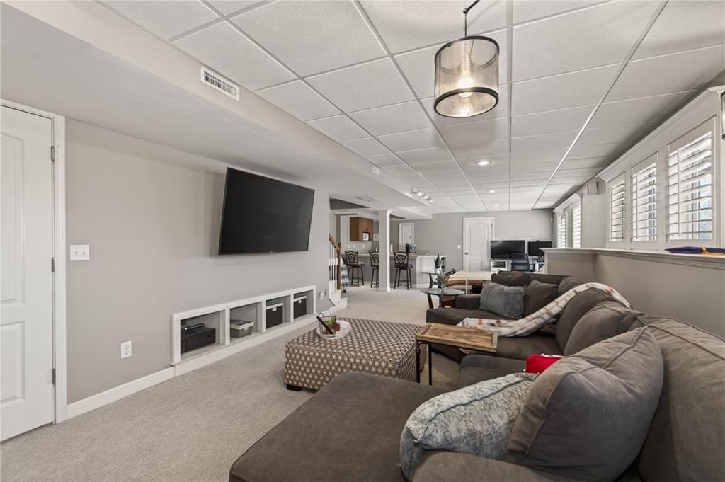 15230 Woodson Lane — photo 31