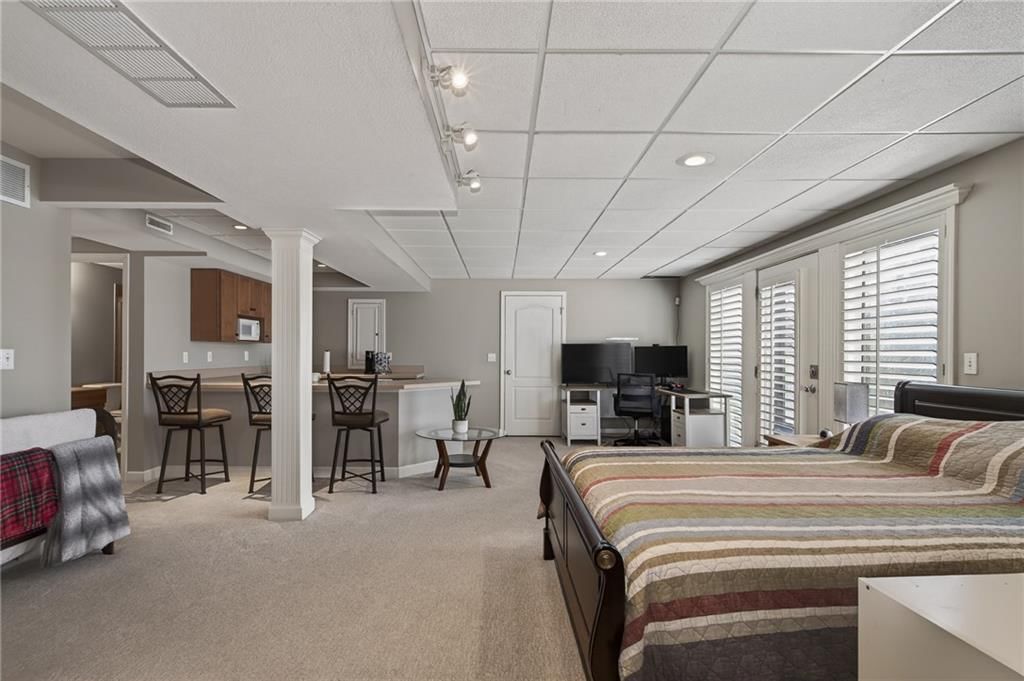 15230 Woodson Lane — photo 32