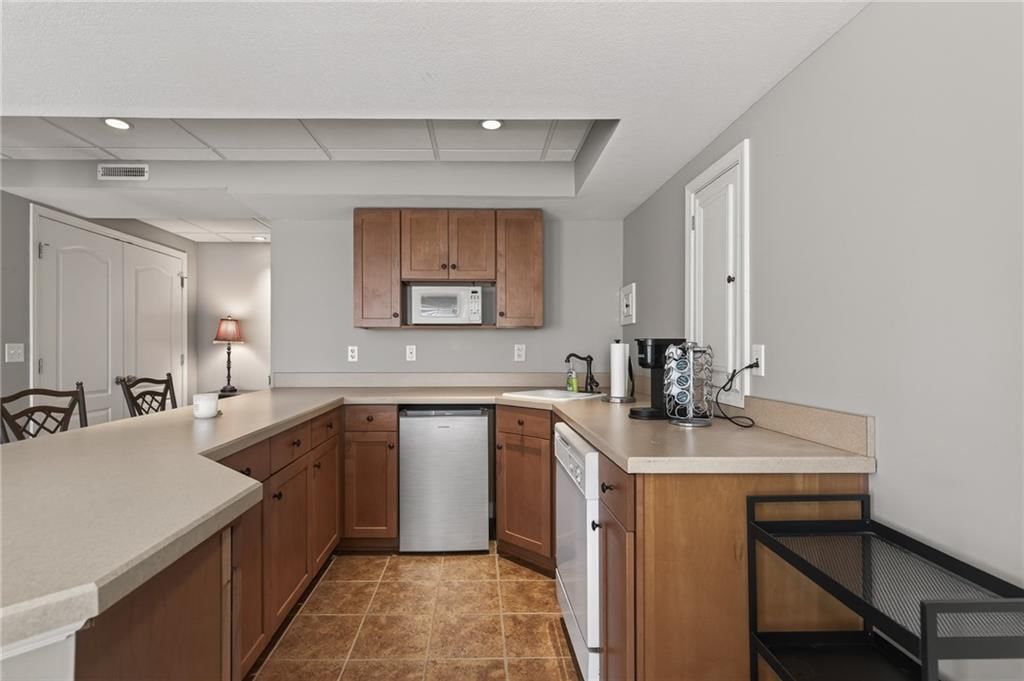 15230 Woodson Lane — photo 34
