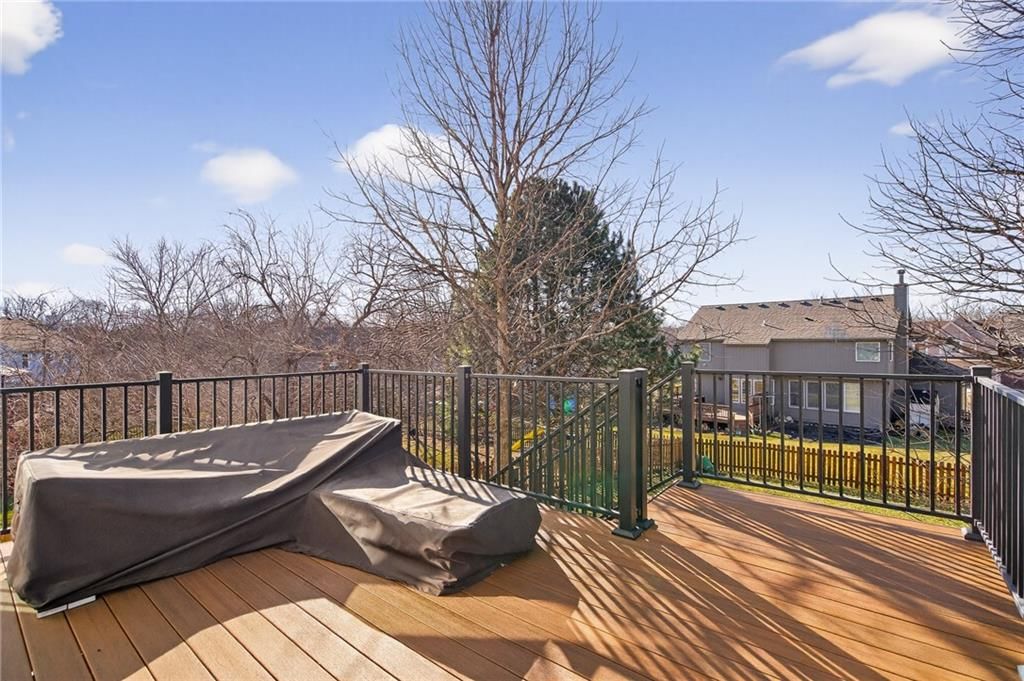15230 Woodson Lane — photo 39