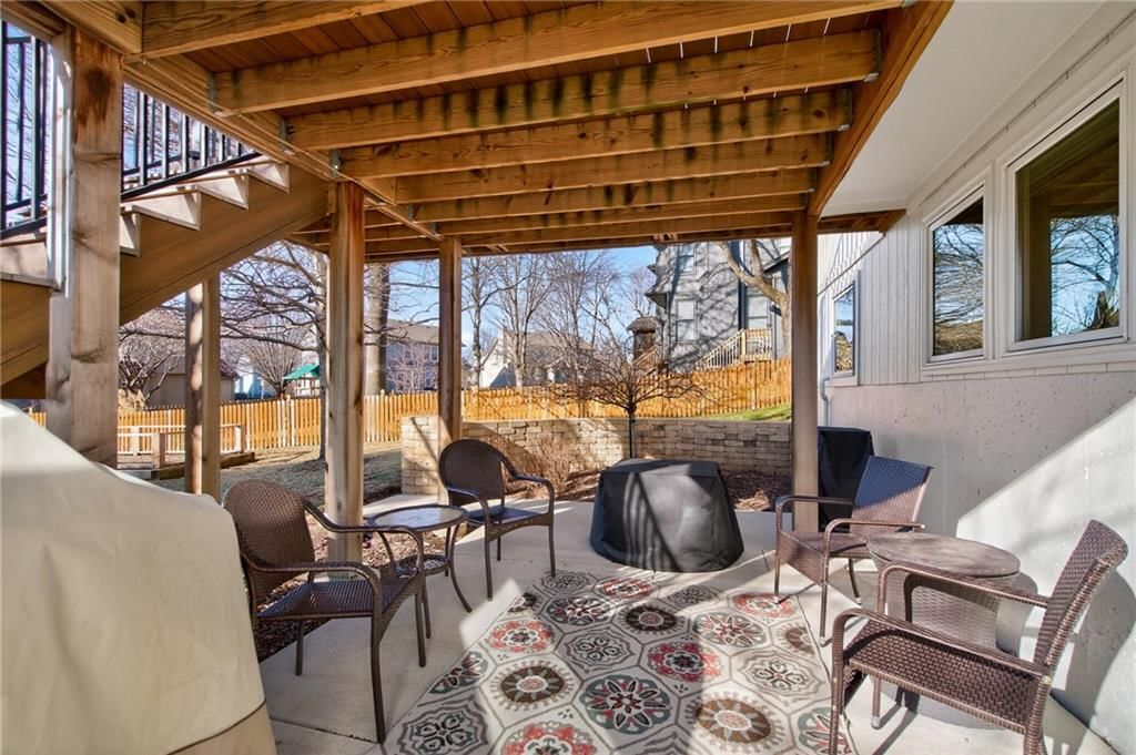 15230 Woodson Lane — photo 41