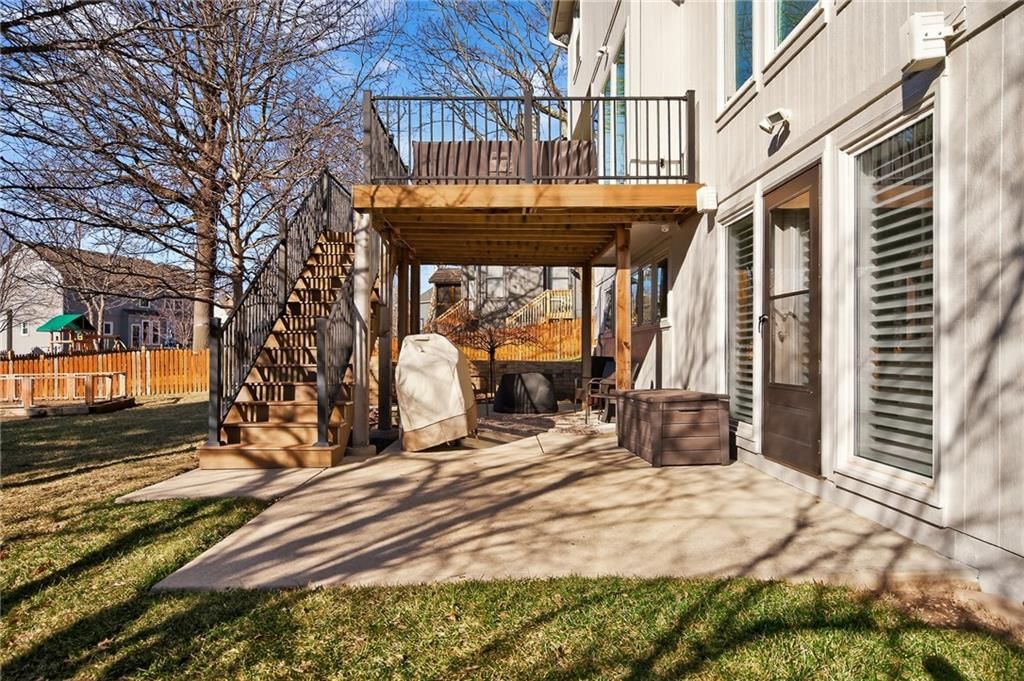 15230 Woodson Lane — photo 42