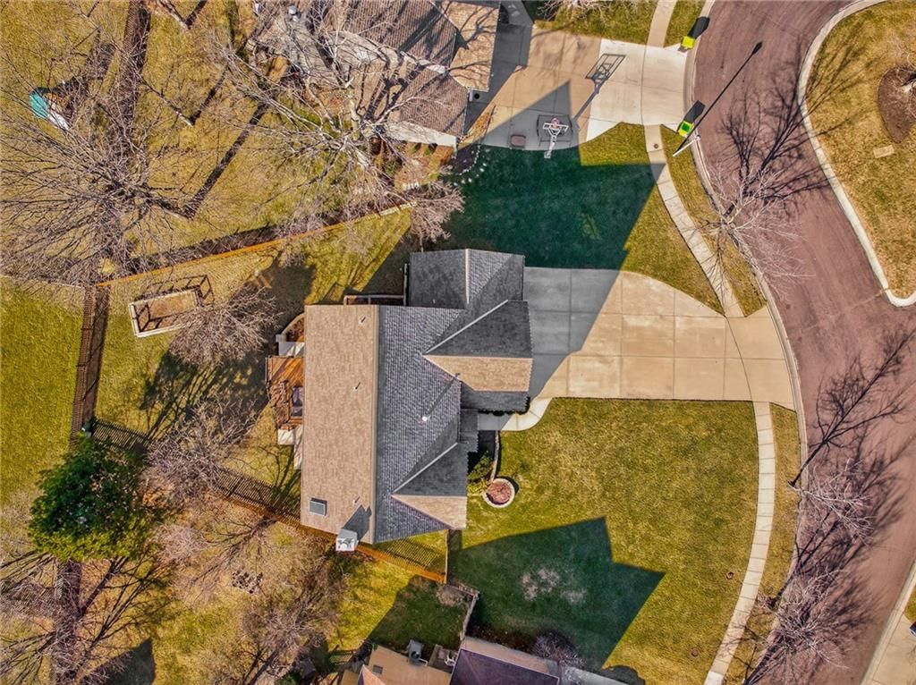 15230 Woodson Lane — photo 50