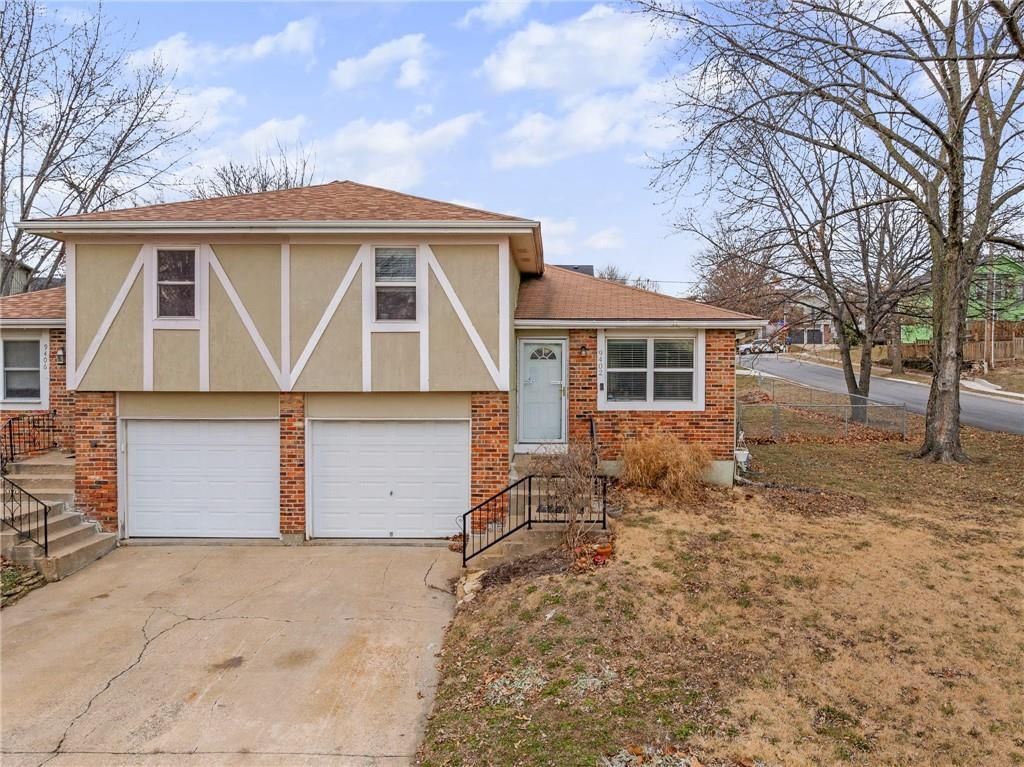 9402 W 48th Terrace — photo 3