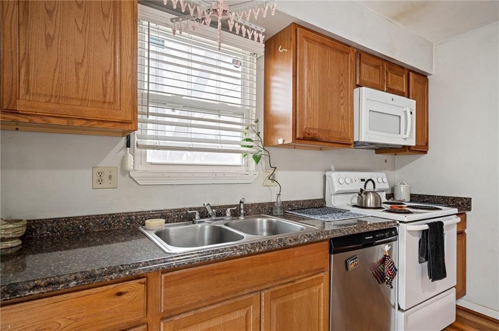 9402 W 48th Terrace — photo 15