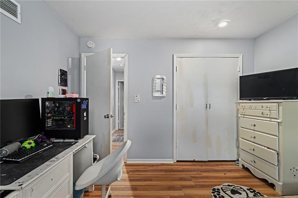 9402 W 48th Terrace — photo 28