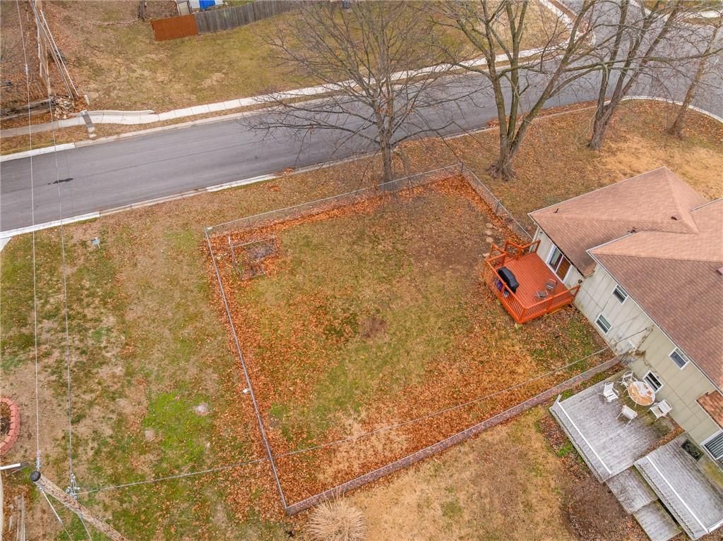 9402 W 48th Terrace — photo 39
