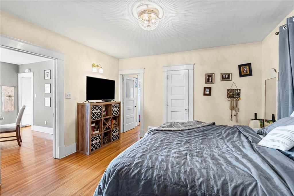 310 S College Street — photo 13