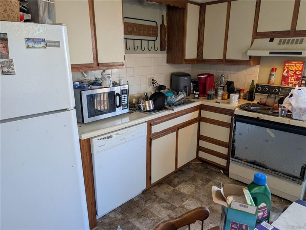 1012 NE Lindsay Avenue — photo 18