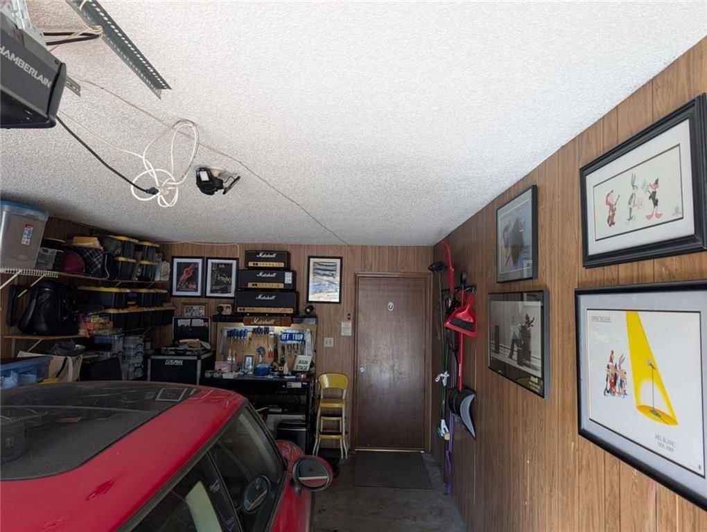 1012 NE Lindsay Avenue — photo 45