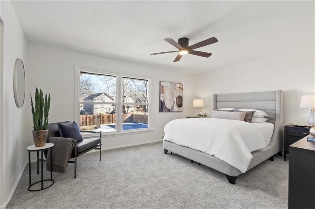 8512 W 98th Street — photo 13
