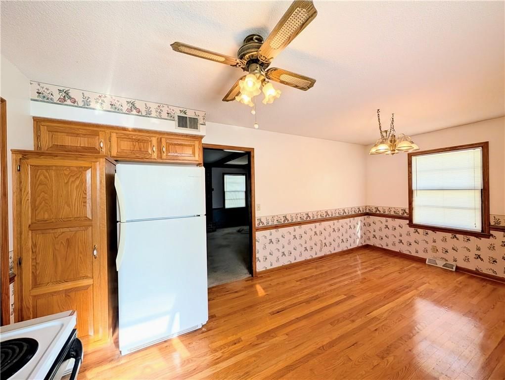 503 S Harrison Avenue — photo 9