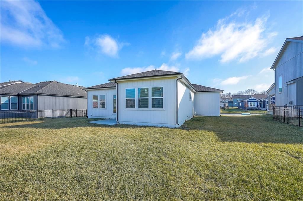 3212 SW Arboridge Drive — photo 32
