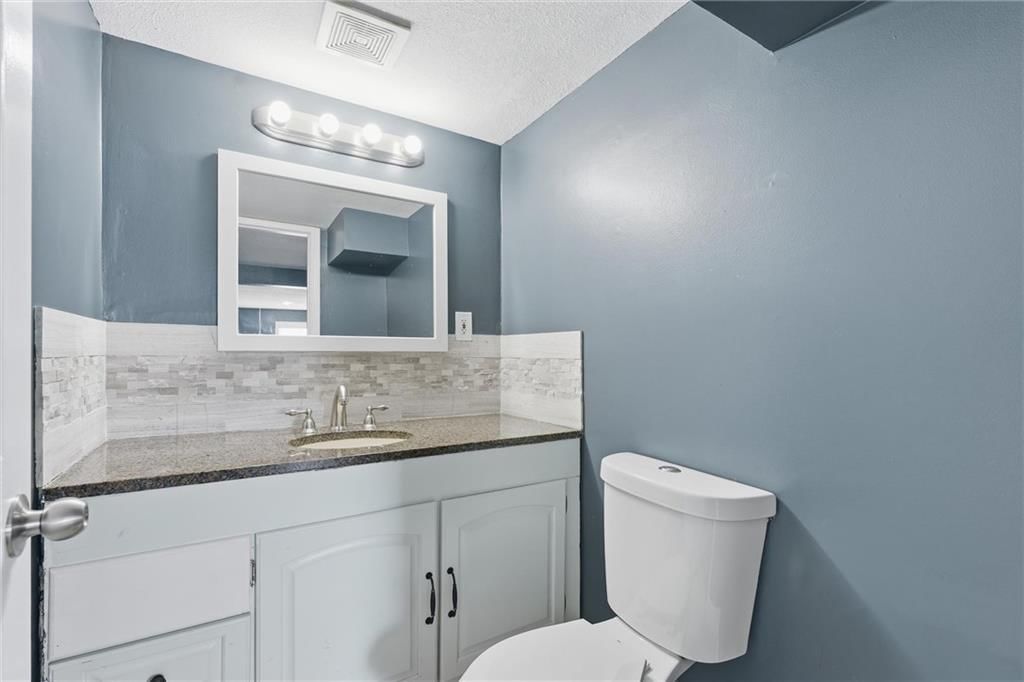 5404 NE 59TH Street — photo 29