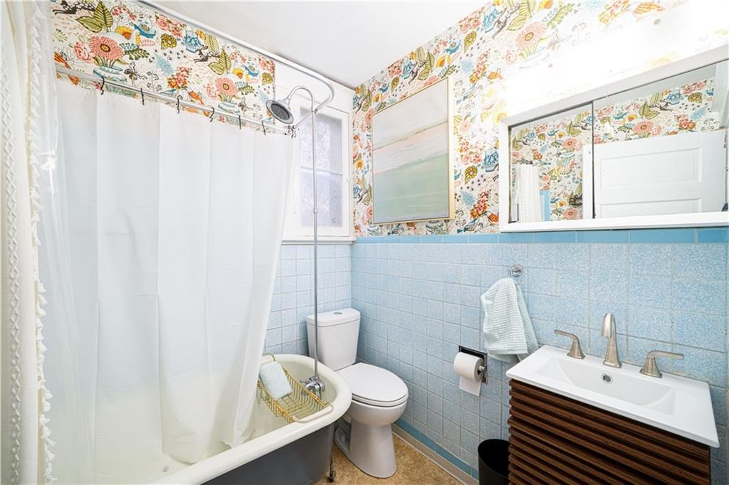 1221 Felix Street — photo 18