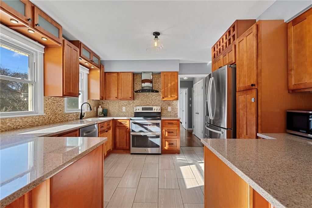 9118 BEL AIR Circle — photo 12