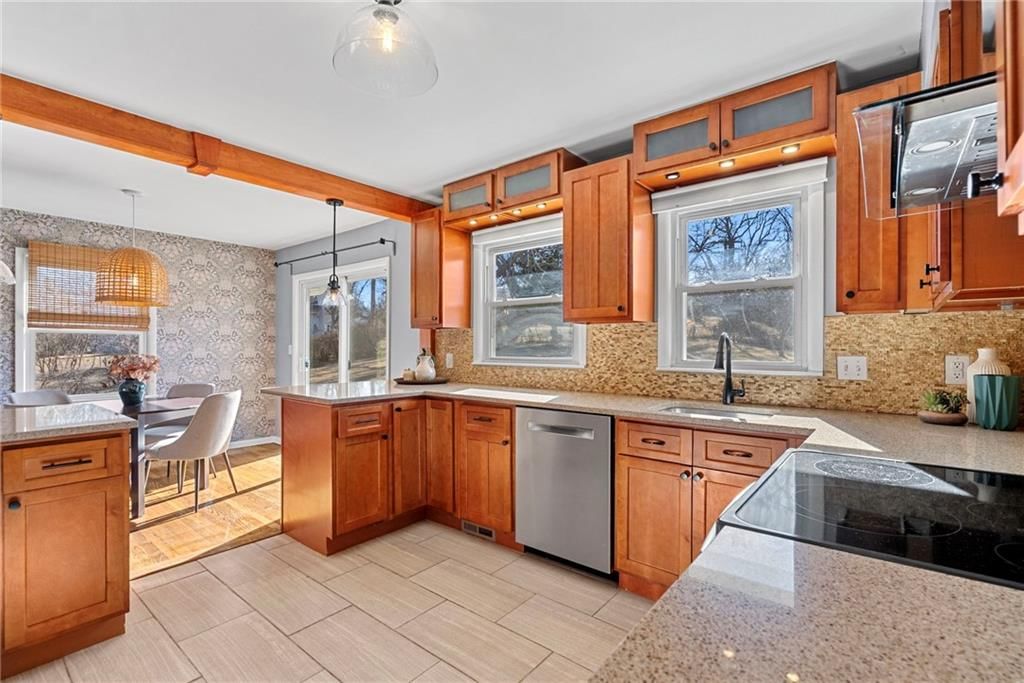 9118 BEL AIR Circle — photo 14